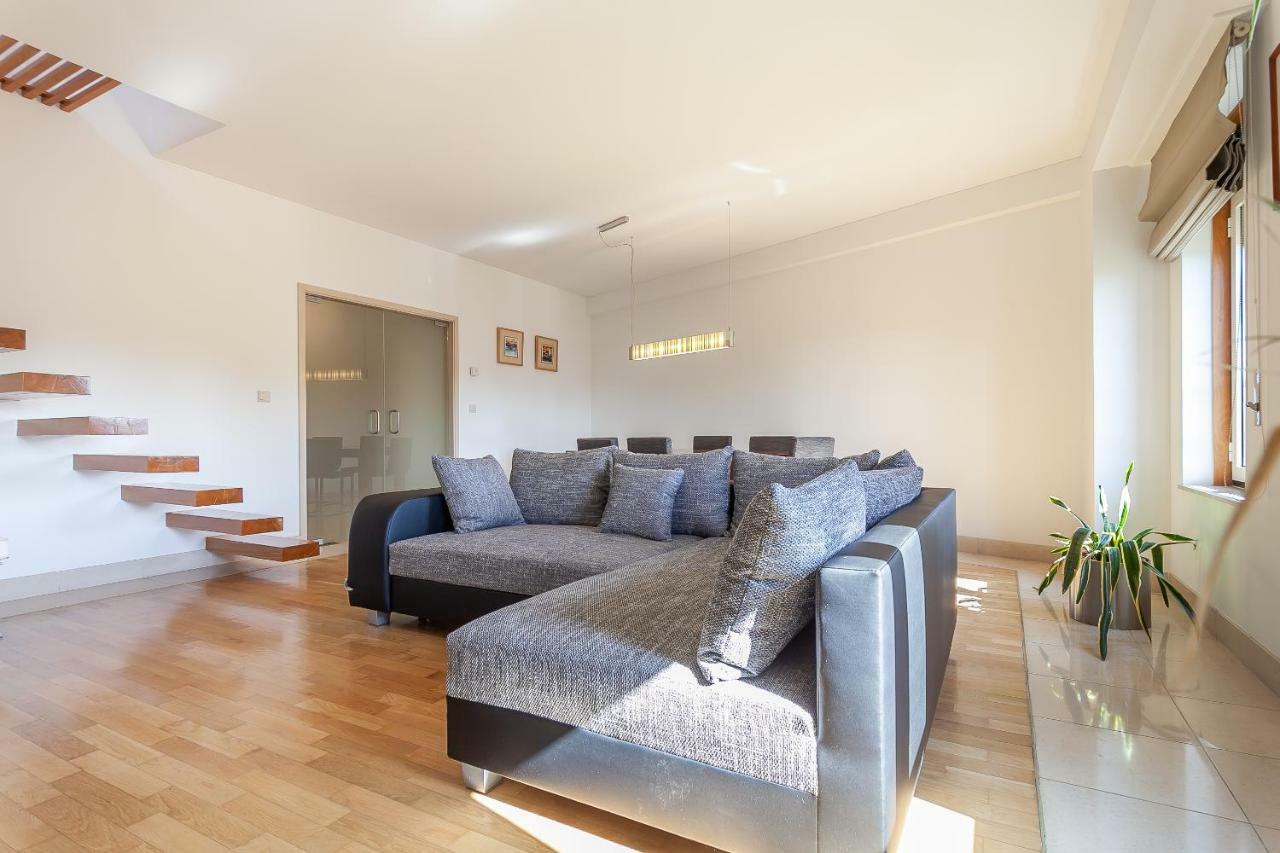Apartment Forum By Sweet